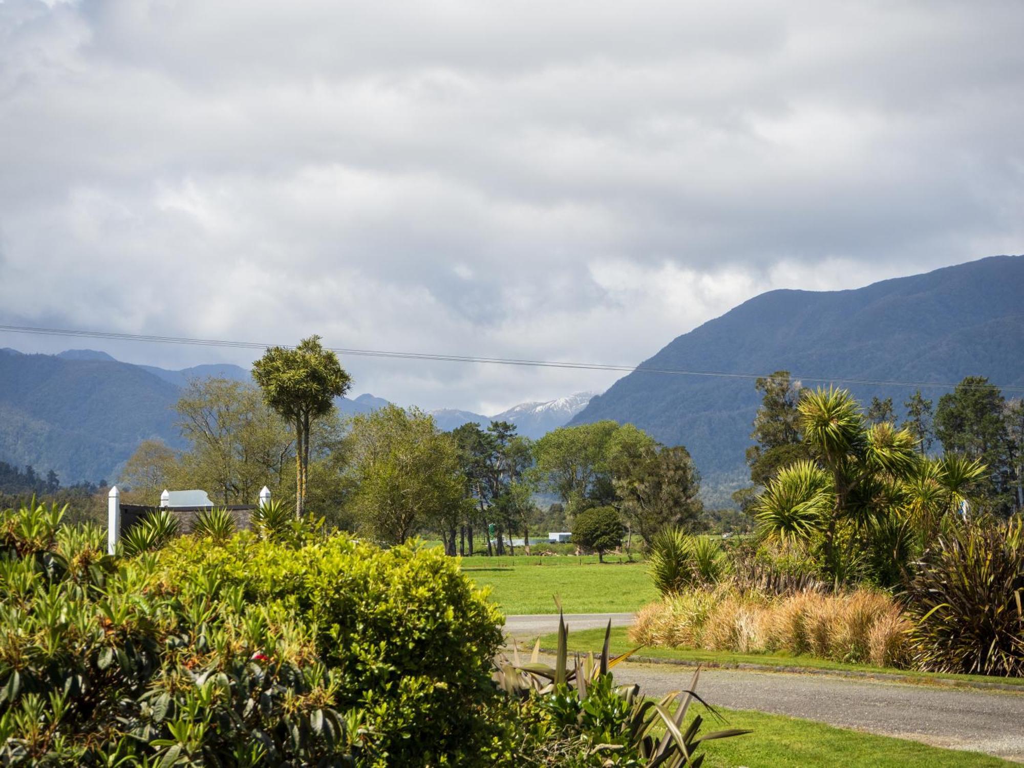 Karamea River Motels Dış mekan fotoğraf